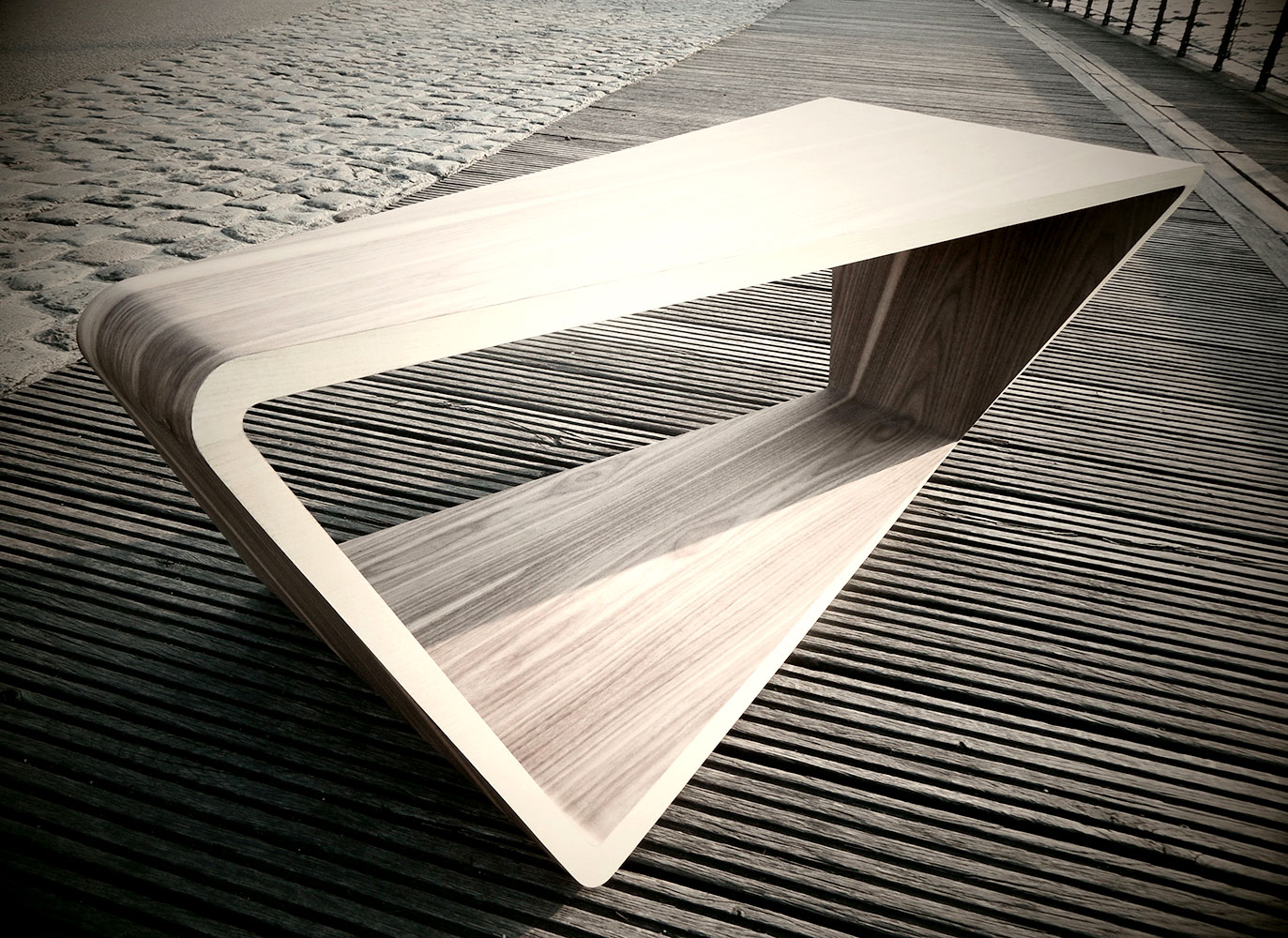 Table Aéro. Mathieu Esclassan